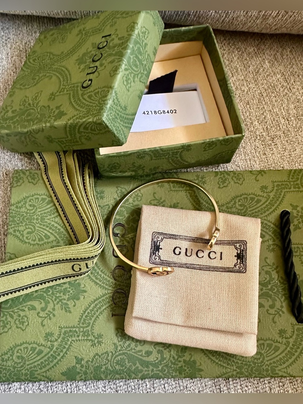 Gucci Gold Double G Open Cuff Bracelet - Picture 2 of 6